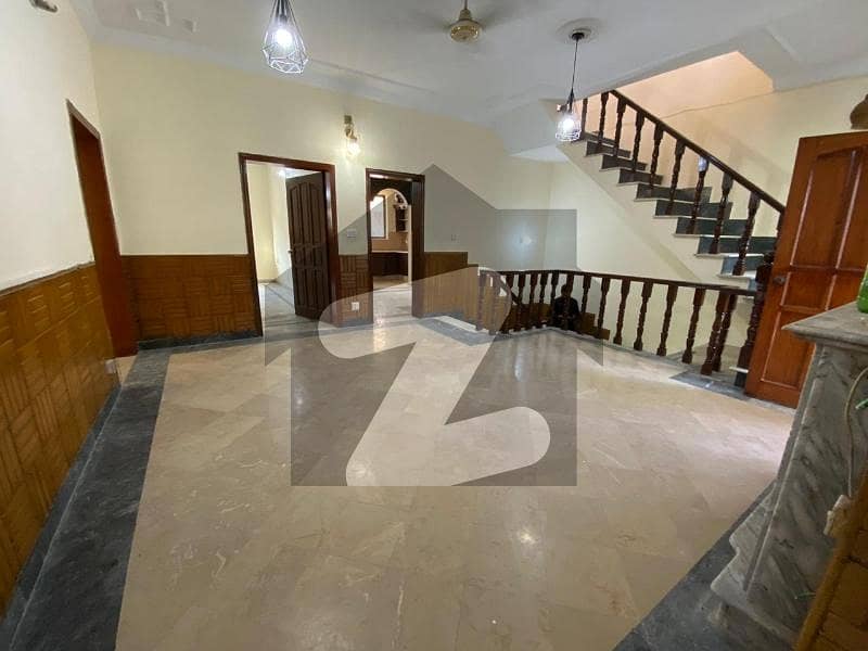 i. 8.4 Independent First floor for rent. i. 8.4 Independent First floor for rent.