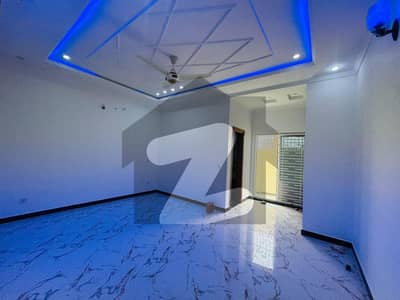 فیصل ٹاؤن فیز 1 - بلاک بی فیصل ٹاؤن فیز 1,فیصل ٹاؤن - ایف ۔ 18,اسلام آباد میں 6 کمروں کا 10 مرلہ مکان 4.6 کروڑ میں برائے فروخت۔