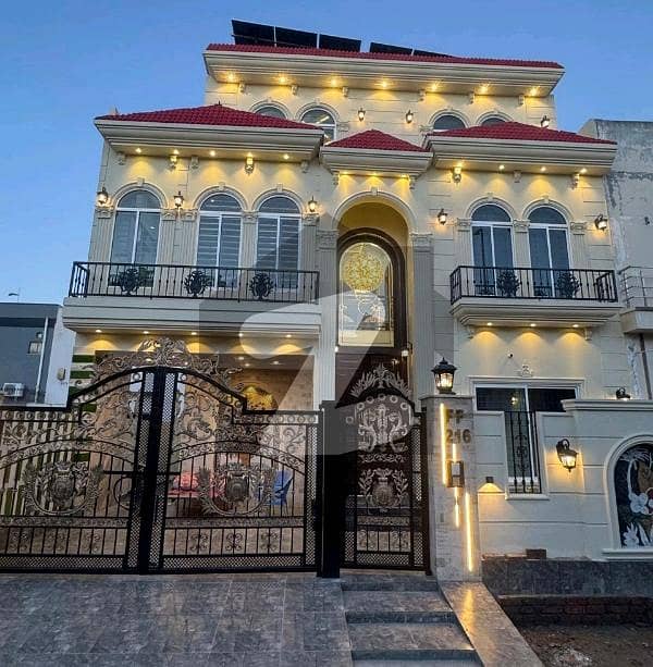 Prime Location 10 Marla House In Citi Housing Society