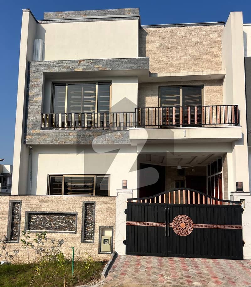 Designer & Corner House