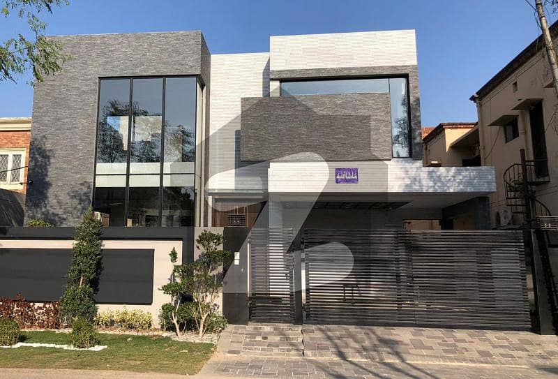 10 Marla Slightly Used House For Rent