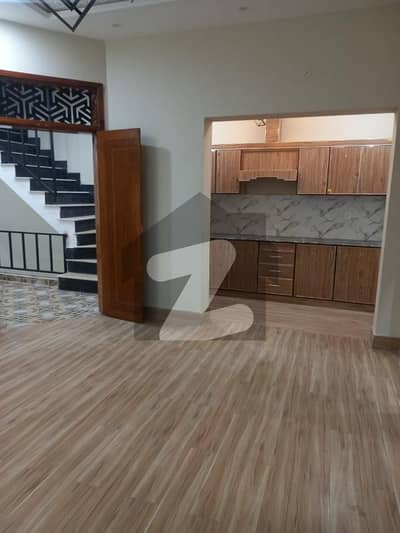 کینال بینک ہاؤسنگ سکیم لاہور میں 5 کمروں کا 5 مرلہ مکان 2.1 کروڑ میں برائے فروخت۔