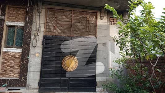 Prime Location House Of 3 Marla In Umer Khan Road For sale