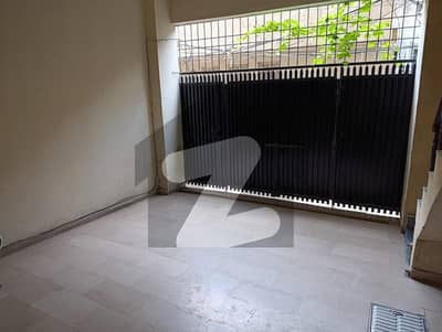 3.5 Marla Triple Storey Beautiful House For Sale
