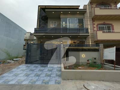 On Excellent Location 4 Marla House For sale In Beautiful D-12/1