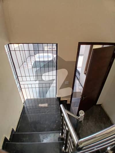 1 Kanal Upper Portion Available For Rent Good Location