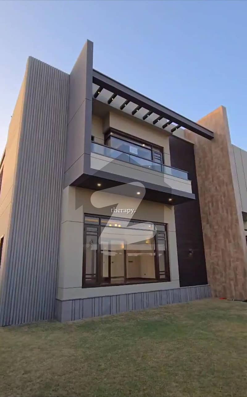 1000Sq Yards Brand New Bungalow 1000Sq Yards Brand New Bungalow