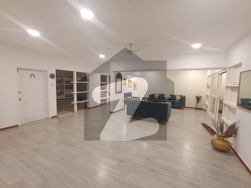 500yards West Open Slightly Used Well Maintained Bungalow 500yards West Open Slightly Used Well Maintained Bungalow
