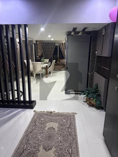 شہید ملت روڈ کراچی میں 3 کمروں کا 7 مرلہ فلیٹ 4.5 کروڑ میں برائے فروخت۔