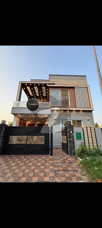 5 Marla House Available For Sale In Bahria Orchard Lahore
