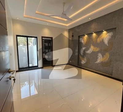 House Of 1 Kanal For sale In Bahria Town - Sector C