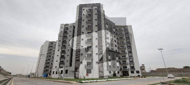 4 Bed Luxurious Apartment Available For Rent ! 4 Bed Luxurious Apartment Available For Rent !