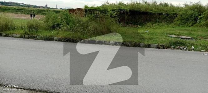 آئی ۔ 12 اسلام آباد میں 5 مرلہ رہائشی پلاٹ 1.05 کروڑ میں برائے فروخت۔