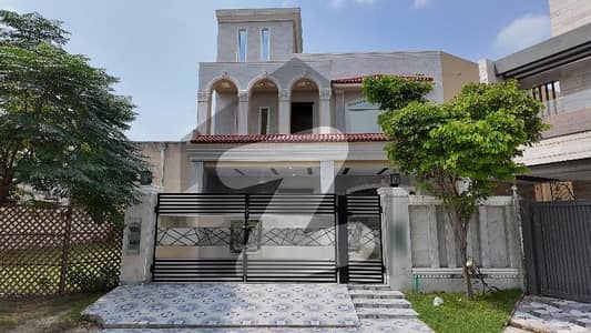 15 Marla House For Sale In Paragon City Woods Block Hot Location 100 Feet Of Back Near To Two Parks