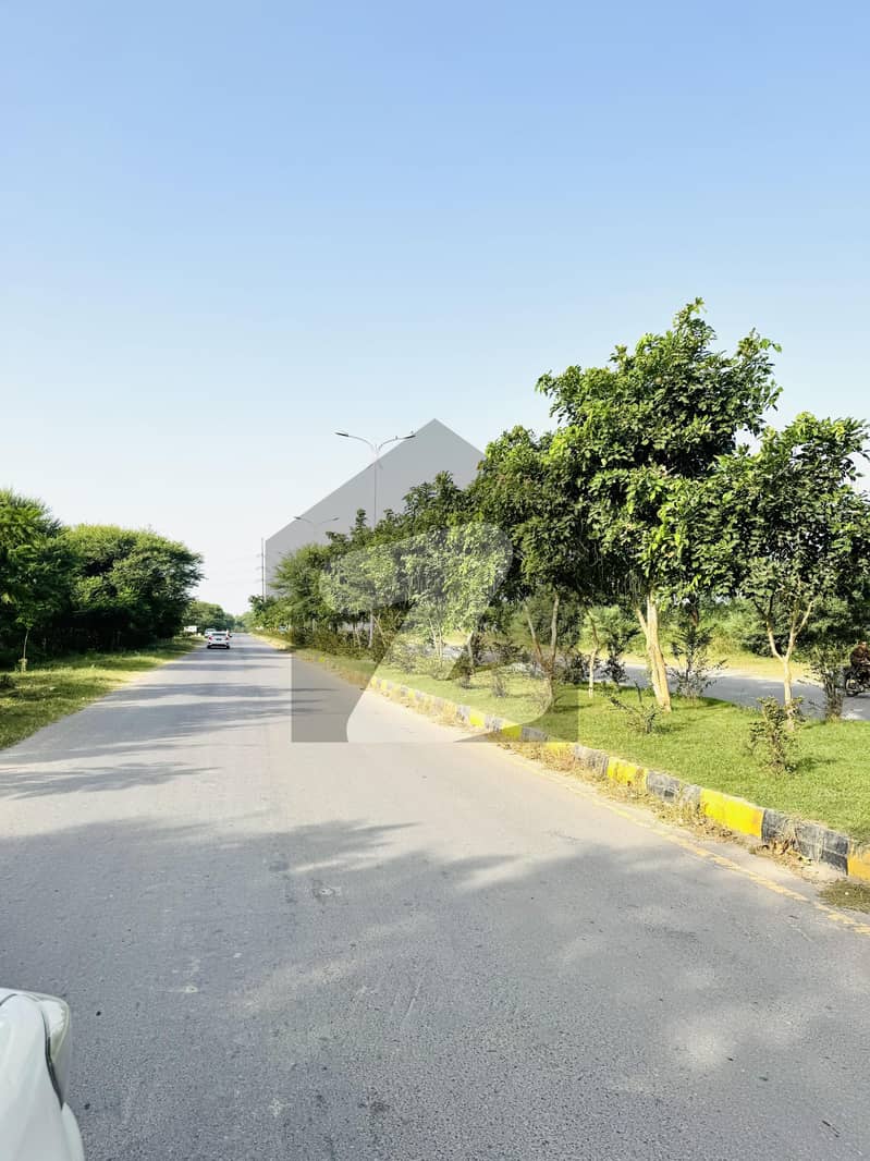 35x70 PLOT FOR SALE MARGLLA FACE