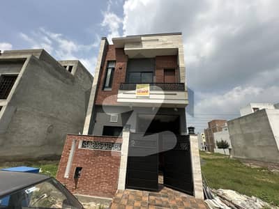 4 Bed C Block 3 Marla House For Sale