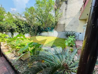 Livable 4 Bed House With Extra Land & Corner Facing Margalla Hills in F-6 For Sale