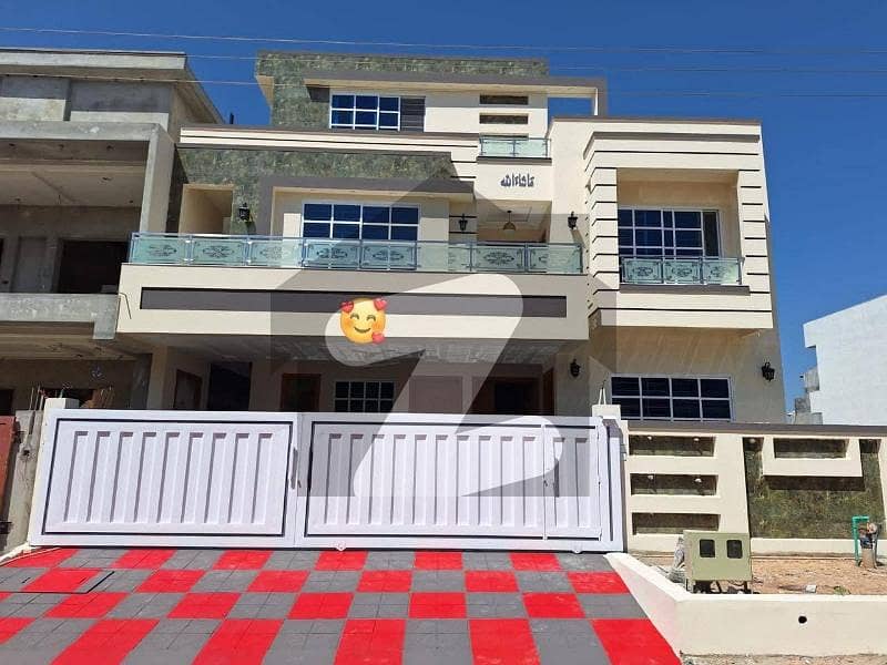 BRAND NEW LUXURY HOUSE BRAND NEW LUXURY HOUSE