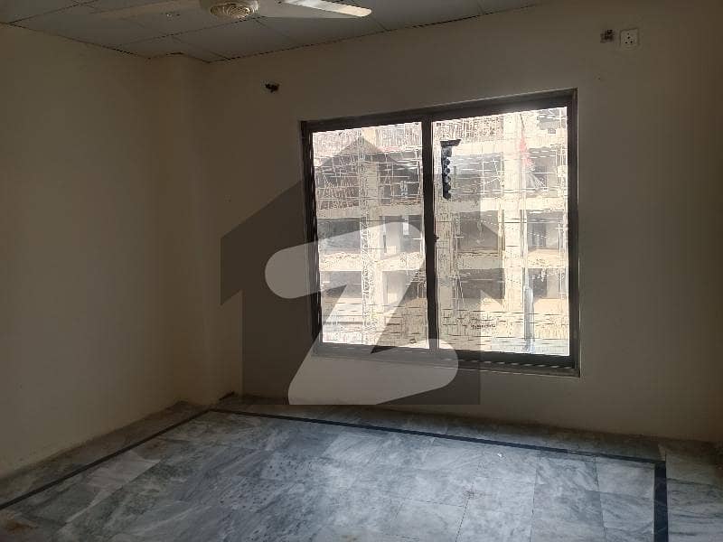 Flat Available For Rent Flat Available For Rent