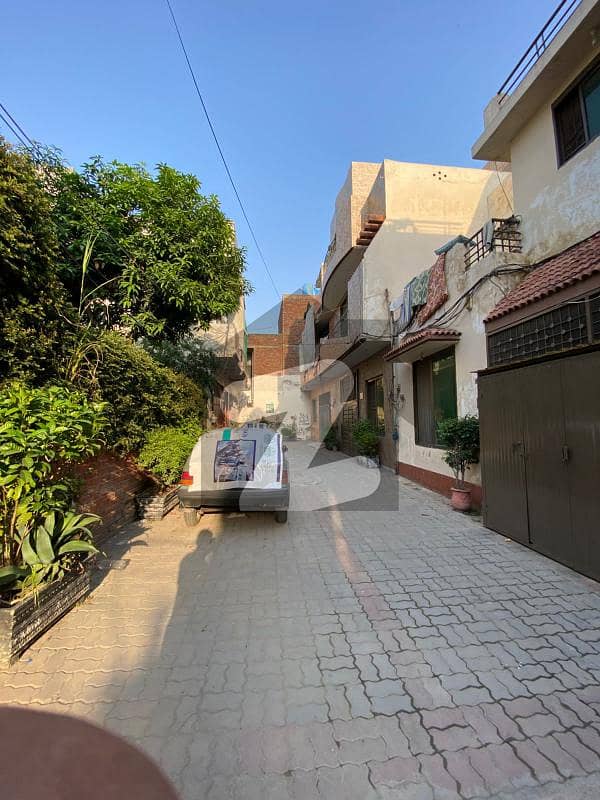 10 Marla Plot 3565 On Tuf Tile Road 30 Feet