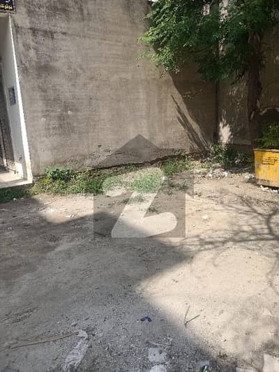 4 Marla Corner Plot At Excellent Location