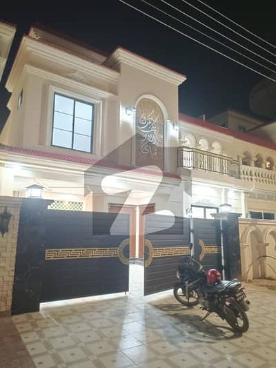 Beautiful House In Buch Villas