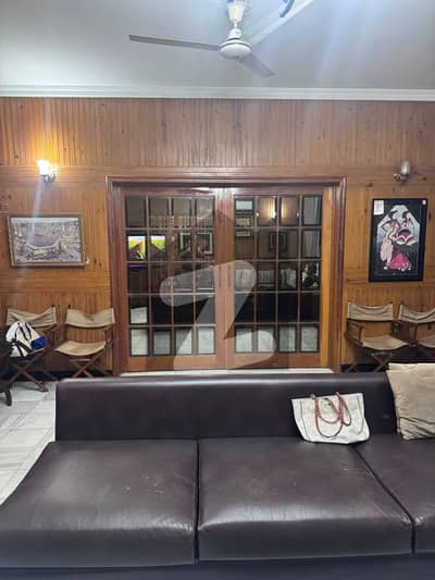 Kanal Beautiful Bungalow for Sale DHA Phase 3, Lahore