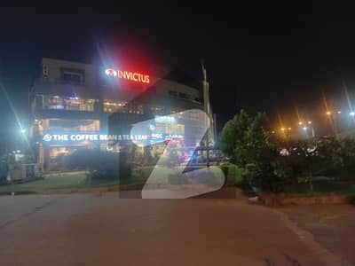 ڈی ۔ 12 اسلام آباد میں 3 کنال عمارت 12.0 ارب میں برائے فروخت۔
