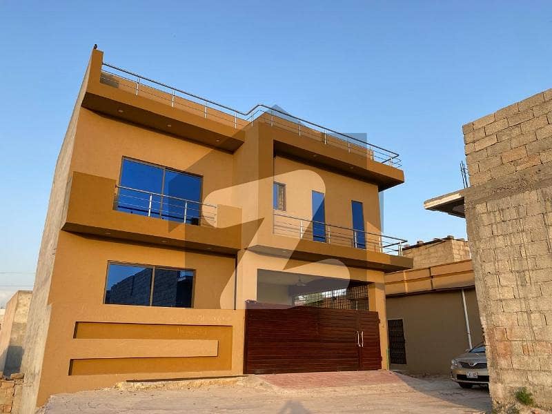 Beautiful single unit saperate house available for rent Beautiful single unit saperate house available for rent