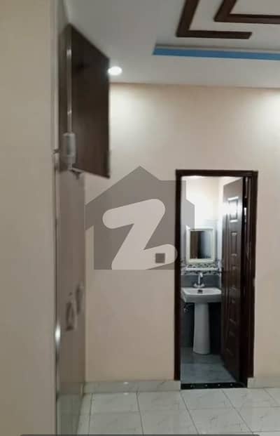 ٹھوکر نیاز بیگ لاہور میں 3 کمروں کا 3 مرلہ مکان 90.0 لاکھ میں برائے فروخت۔