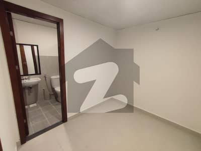 3-Beds Apartment For Rent