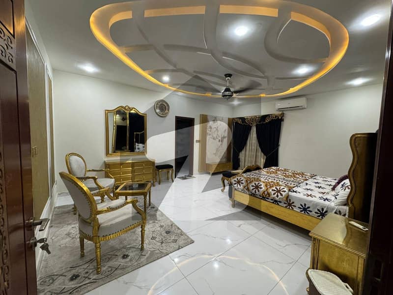 LUXURY BUNGALOW AVAILABLE FOR SALE