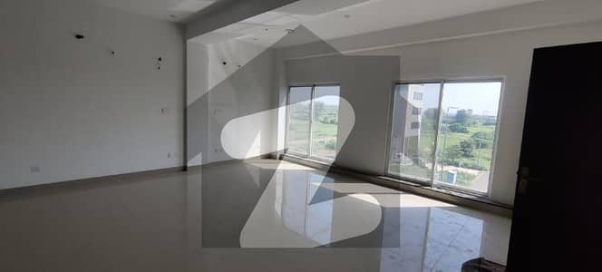 4 Marla Floor With Lift
