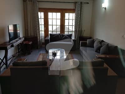 FULLY FURNISHED APARTMENT AVAILABLE FOR RENT