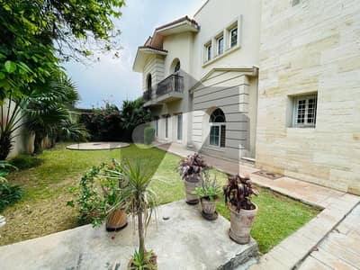 ایف ۔ 8 اسلام آباد میں 4 کمروں کا 1 کنال زیریں پورشن 4.25 لاکھ میں کرایہ پر دستیاب ہے۔