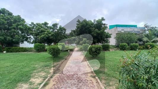CORNER NEAREST TO PARK FACE VIEW IDEAL LOCATION