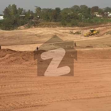 مارگلہ آرچرڈ اسلام آباد میں 10 مرلہ رہائشی پلاٹ 1.35 کروڑ میں برائے فروخت۔