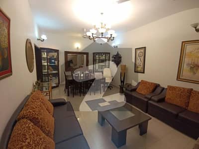 FULLY RENOVATED 10 MARLA 4 BED HOUSE FOR SALE IN ASKARI 10 LAHORE.