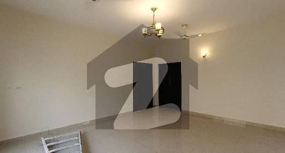10 Marla House In Central Askari 5 For sale