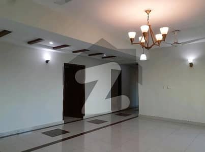 Flat Of 10 Marla In Askari 11 Is Available
