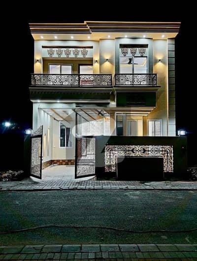 چناب آرچرڈ گجرات میں 5 کمروں کا 5 مرلہ مکان 2.65 کروڑ میں برائے فروخت۔