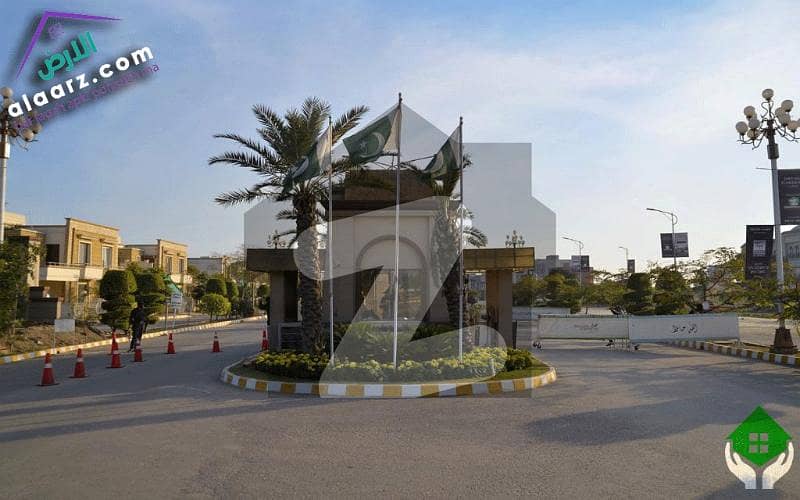 ڈریم گارڈنز ڈیفینس روڈ,لاہور میں 8 مرلہ رہائشی پلاٹ 1.8 کروڑ میں برائے فروخت۔