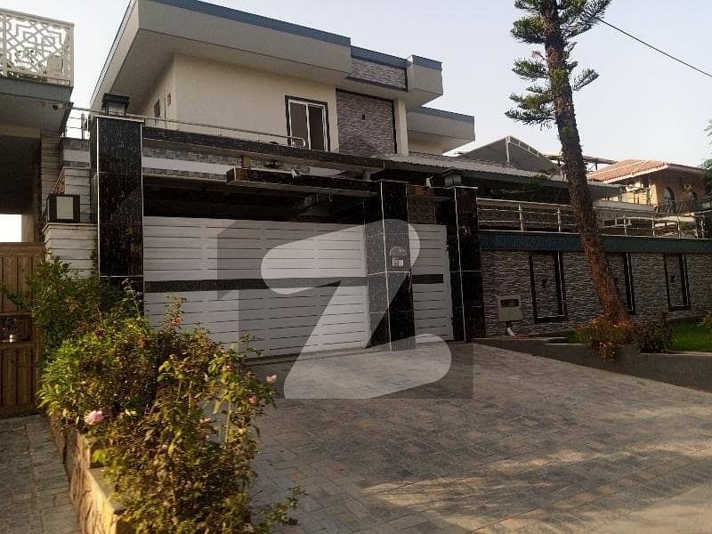 I-8 Beautiful Brand New Upper Portion With Separate Gate For Rent