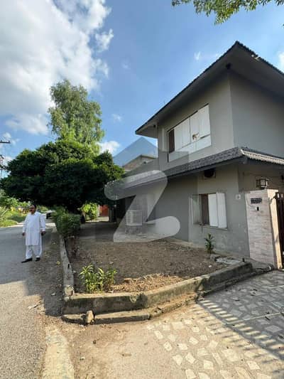 Pair House For Sale In I-9/1 Sector Islamabad 25*60 Size Both Plot