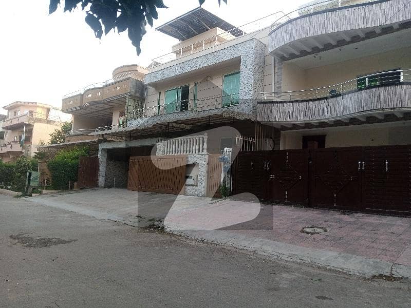 i-8 Beautiful Brand New open Besment For Rent. i-8 Beautiful Brand New open Besment For Rent.