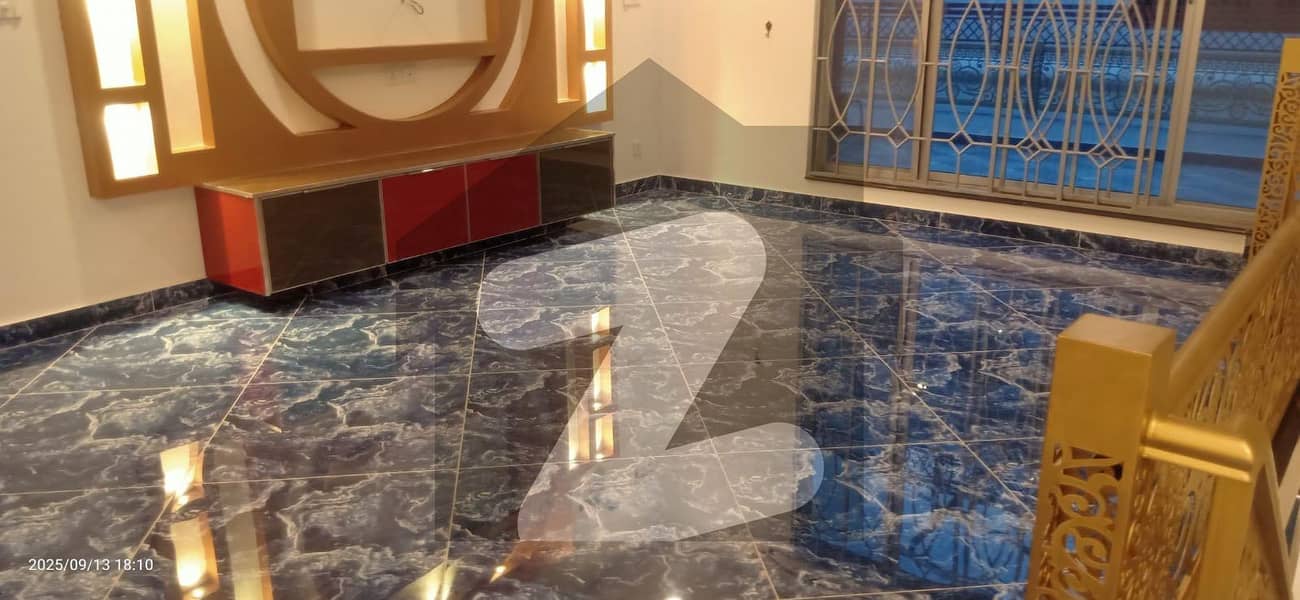 I. 8/3 600 Square Yard Duplex House For Rent I. 8/3 600 Square Yard Duplex House For Rent