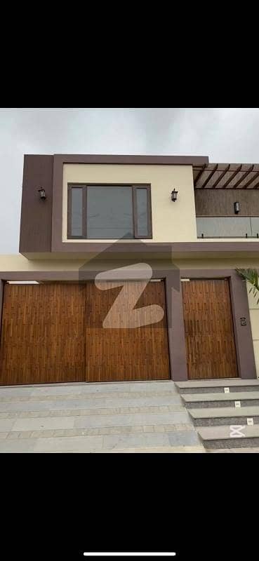 ڈی ایچ اے فیز 8 ڈی ایچ اے ڈیفینس,کراچی میں 7 کمروں کا 1 کنال مکان 20.0 کروڑ میں برائے فروخت۔