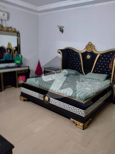 Exquisite 1 Kanal Bungalow For Sale In DHA Phase 4 DD Block!