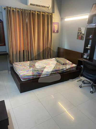 سوِل لائنز کراچی میں 4 کمروں کا 8 مرلہ فلیٹ 1.9 لاکھ میں کرایہ پر دستیاب ہے۔