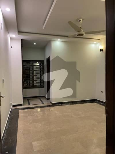 FOR RENT Fully Renovated Upper Portion Office Purpose Only Available In F-7/2